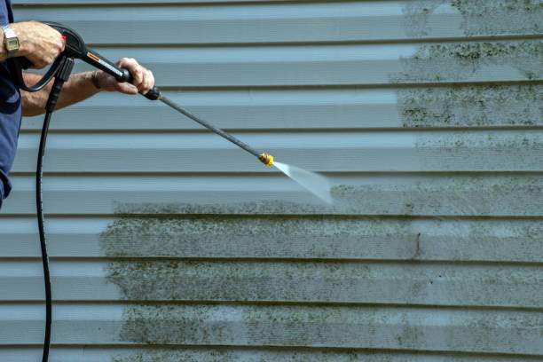 Best Garage Pressure Washing  in Oshkosh, WI